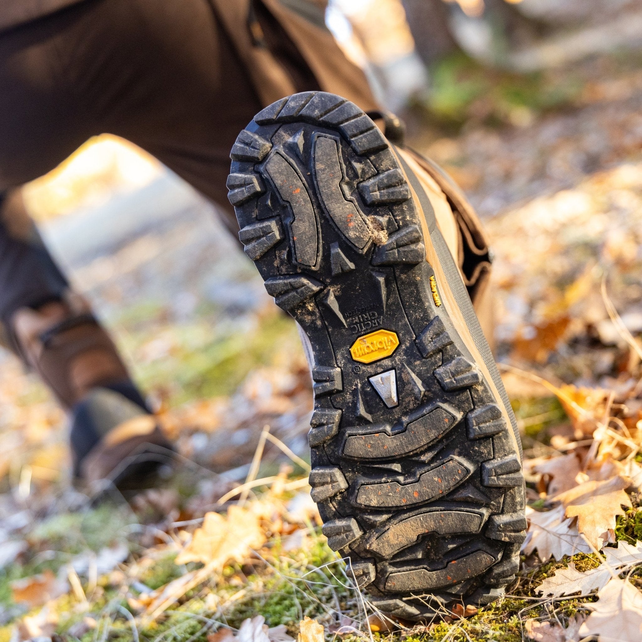HEALMO ウッド×ネイビー Warmest Insulated Hunting Boots for Men | Hillman Gear
