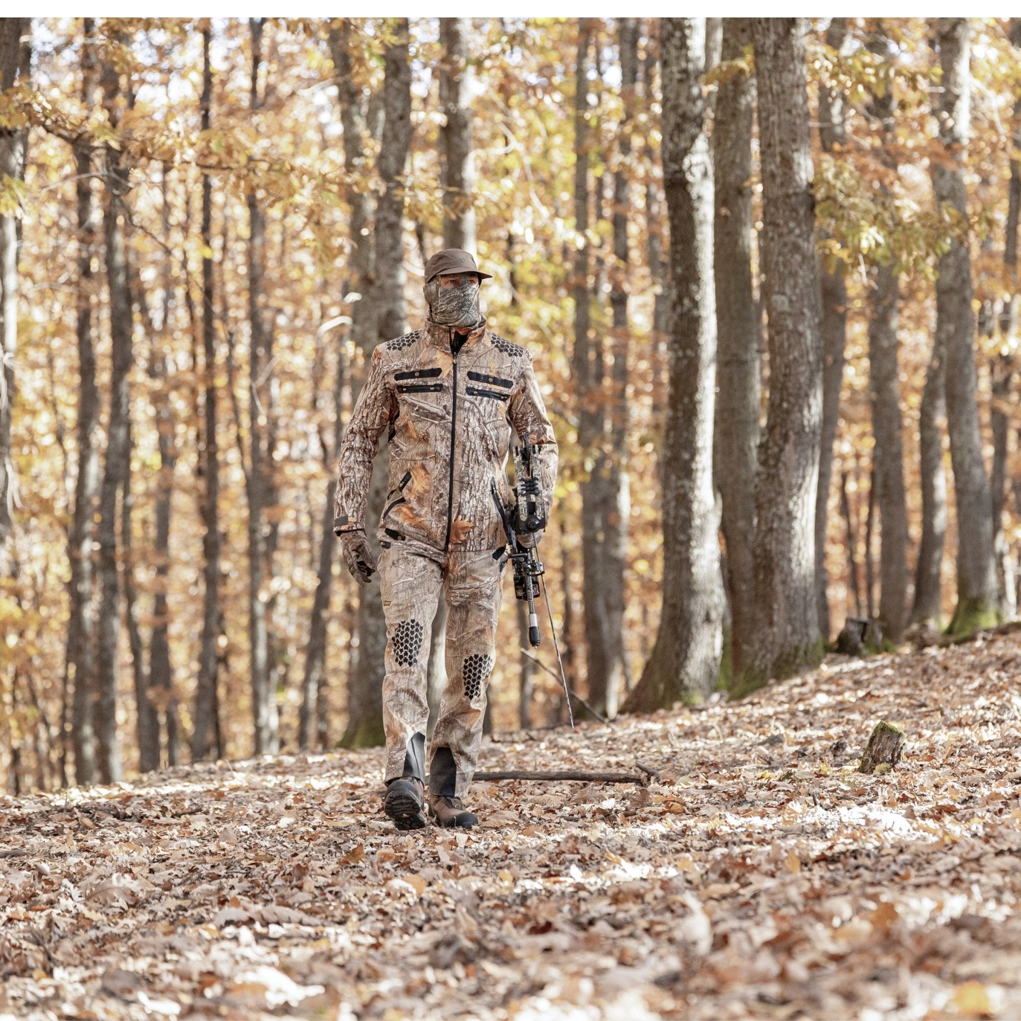 Camo luxury hunting jacket with insulation