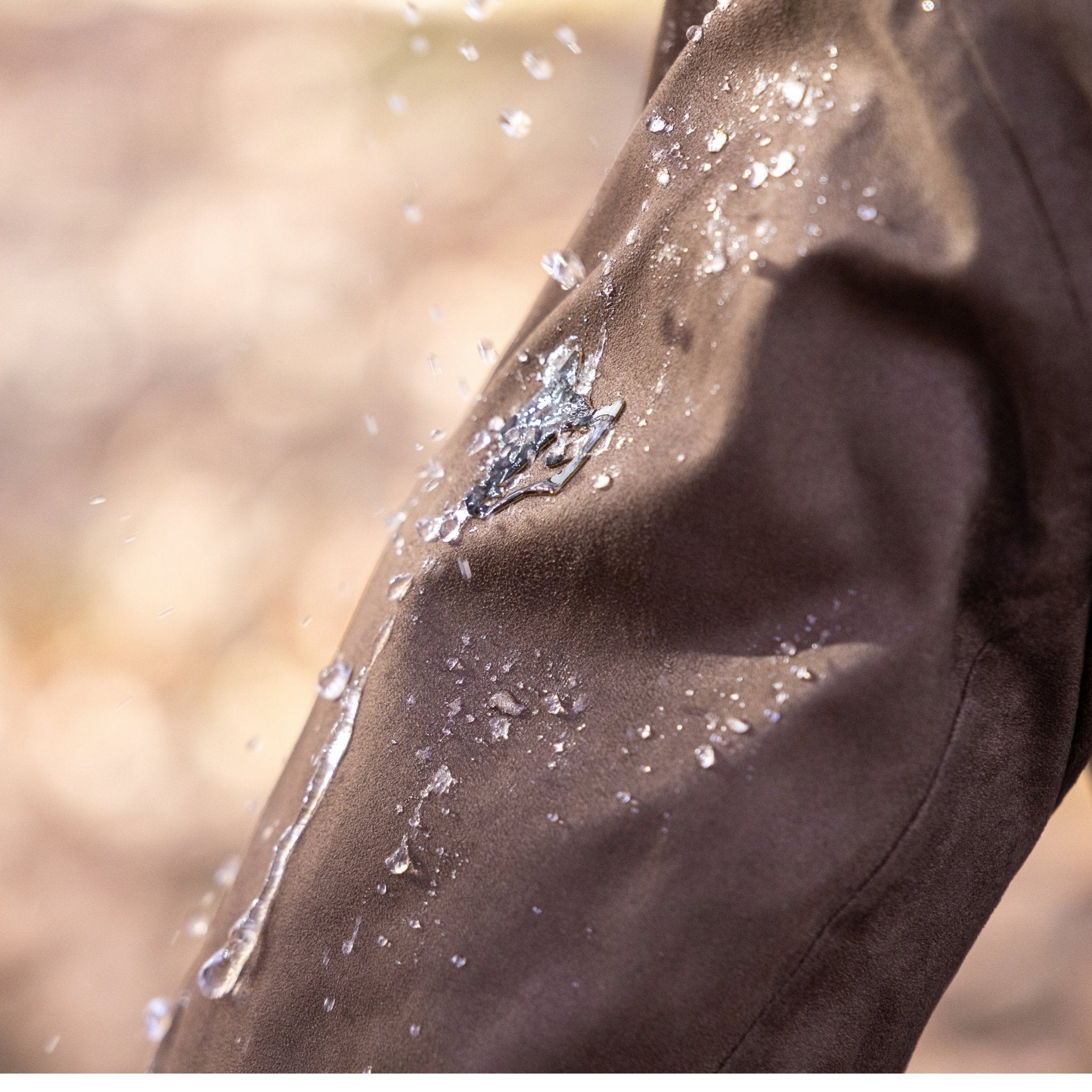 Waterproof luxury hunting jacket